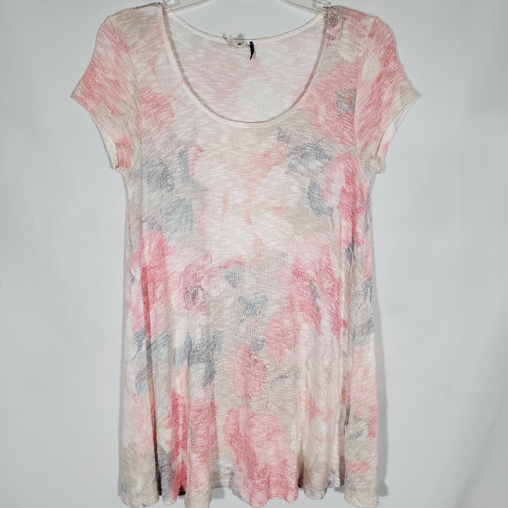 ANTHROPOLOGIE AKEMI + KIN FLORAL MULTI-COLOR SCOOP NECK FLOWY TOP